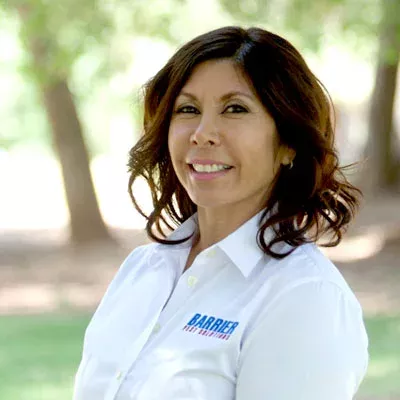 Olivia Mora - Co-Owner & Customer Onboarding